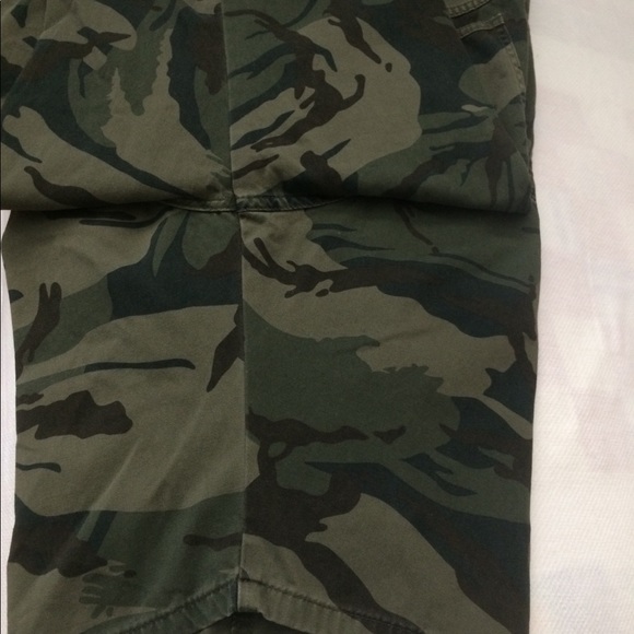 ❤Two Pairs of Wrangler Camouflage Cargo Shorts - Picture 7 of 8